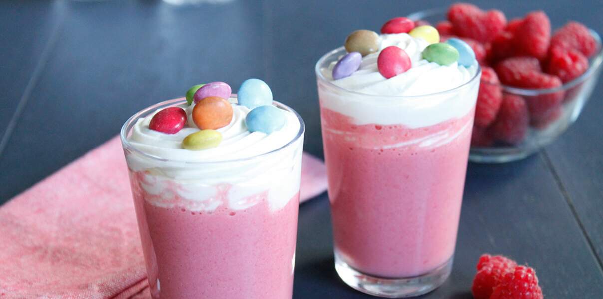 Milk shake fraises framboises aux Smarties