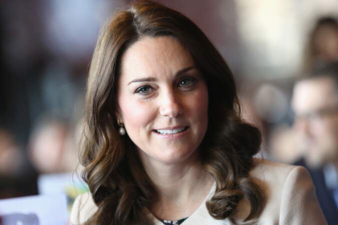 Photos de Kate Middleton seins nus : amende maximale pour Closer