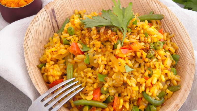 Riz complet express au curry et légumes verts