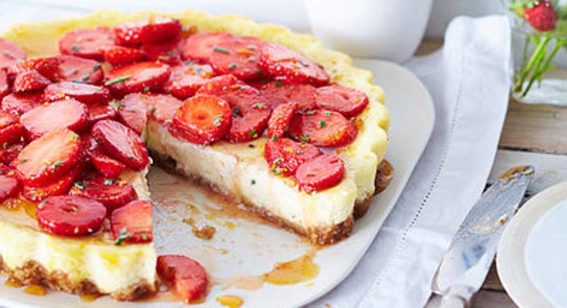 Cheesecake aux fraises et romarin
