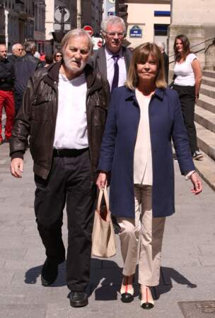 Jean-Jacques Debout et Chantal Goya aux obsèques de Roger Dumas, le 7 juillet 2016.