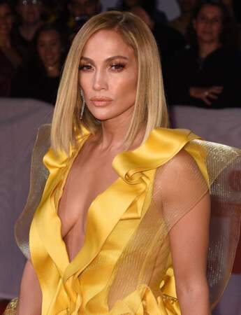 Le make-up glamour de Jennifer Lopez