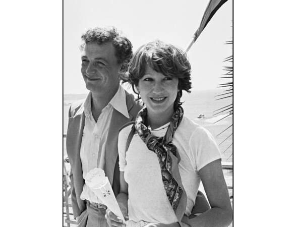 En 1977, elle est photographiée avec son compagnon de l'époque : Philippe Léotard