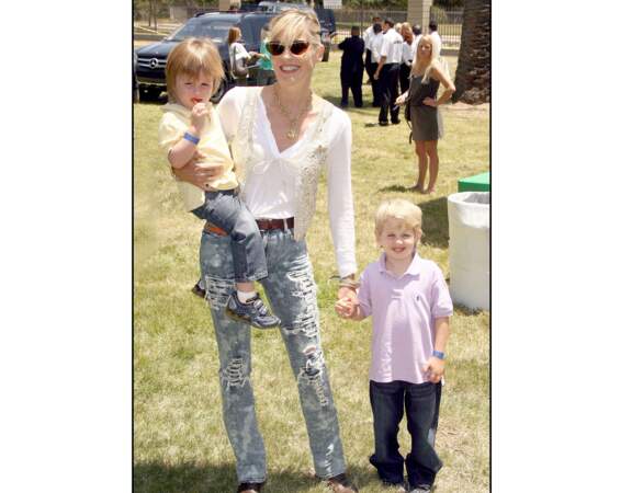 Sharon Stone pose avec ses fils