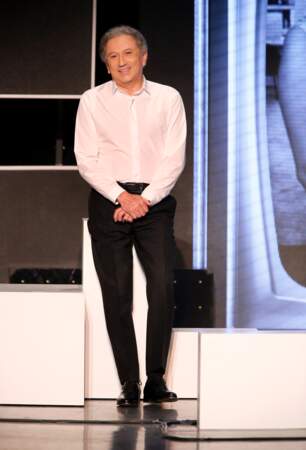 Michel Drucker sur scène avec son one-man show "Seul... avec vous" en 2016