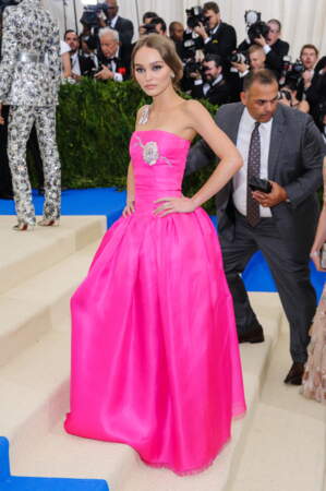 Lily Rose Depp : découvrez son évolution mode en photos - Femme Actuelle