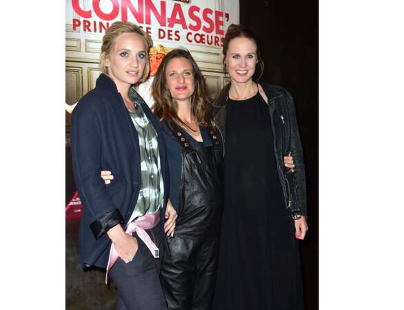 La voici avec Eloise Lang et Noémie Saglio pour le film "Connasse, Princesse des coeurs"