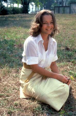 Romy Schneider (43 ans) sur le plateau du film "Fantôme d'amour" de Dino Risi, en Italie, en 1981.
