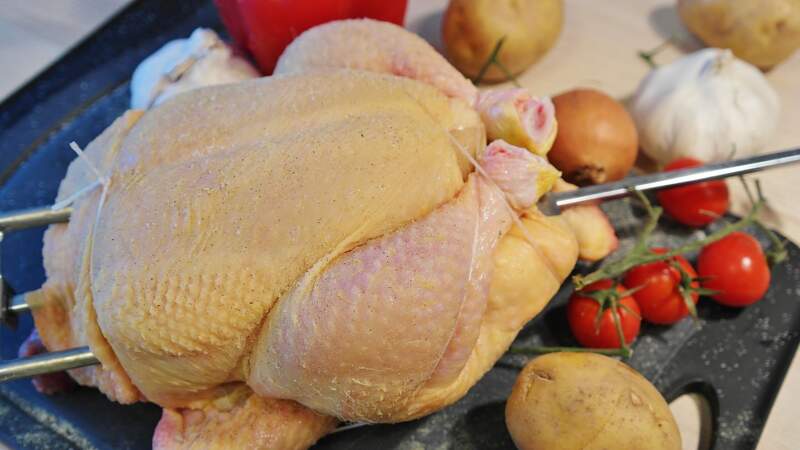 Cuisson du poulet : ces 10 erreurs courantes que vous faites peut-être