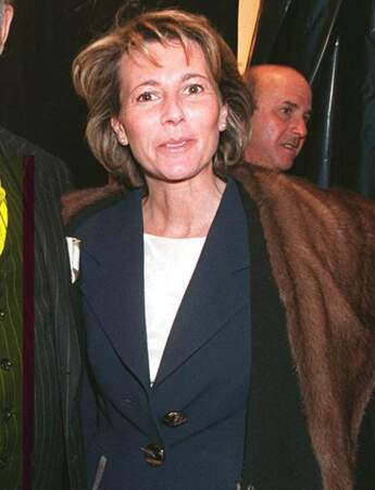 1996 : Claire Chazal à nouveau lors d'un défilé de mode Christian Dior. Un défilé auquel la journaliste est très fidèle !