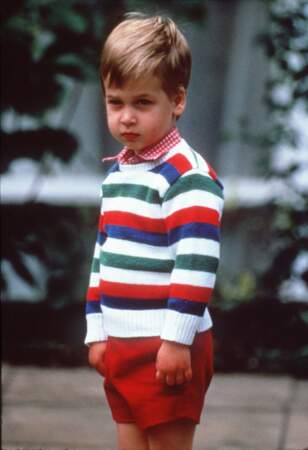 Le prince William lors de son premier jour d'école le 24 septembre 1985 à Londres.