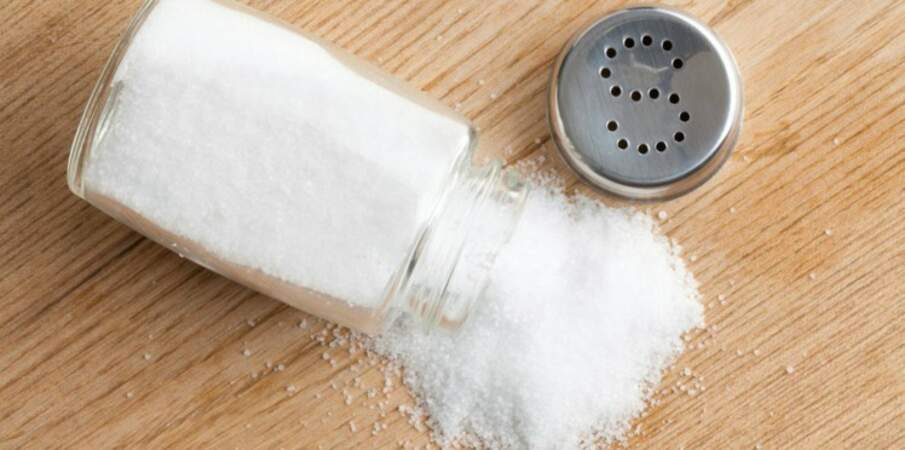 Le sel pour lutter contre les bouchons des canalisations
