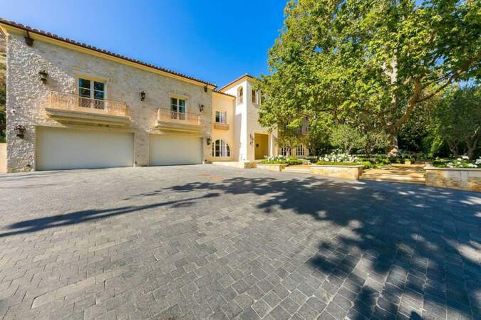 Harry et Meghan envisagent d'acheter cette immense propriété, le Petra Manor, située à Malibu (Californie, États-Unis)