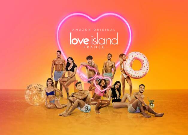 Présentée par Nabilla, "Love Island", est diffusée depuis le 2 mars 2020, du lundi au samedi sur Amazon Prime Vidéo