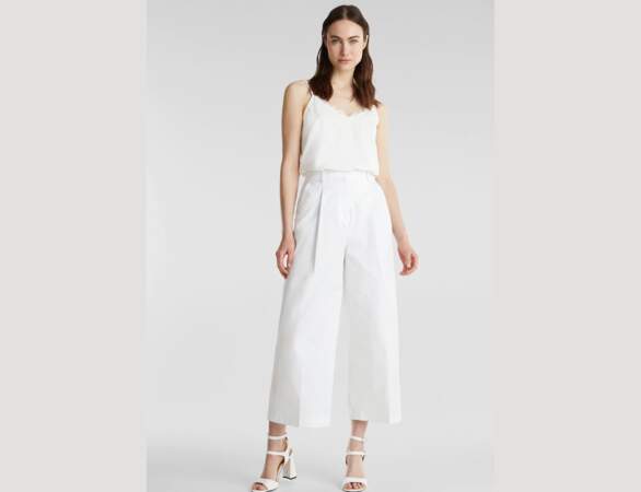 Total look blanc : la jupe culotte avec caraco