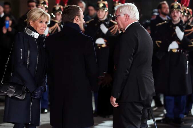 Brigitte Macron : retour sur ses plus beaux manteaux - Femme Actuelle