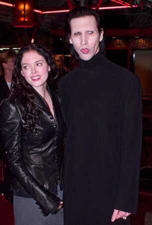Rose McGowan et son ex-fiancé Marilyn Manson en 1999