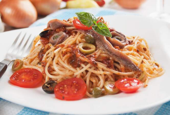 Spaghetti au chou-fleur, sauce anchois 