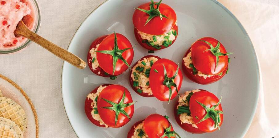Mini tomates farcies aux rillettes de rouget-barbet