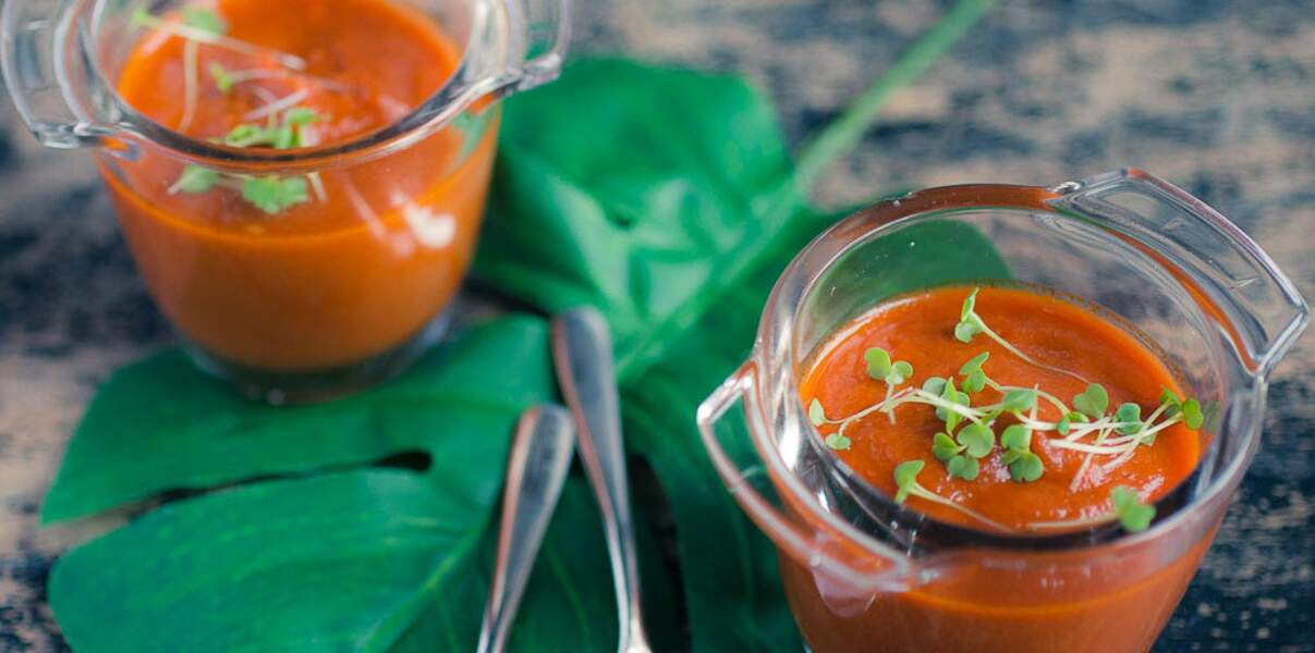 Gaspacho avec la soupe de tomate de Marmande