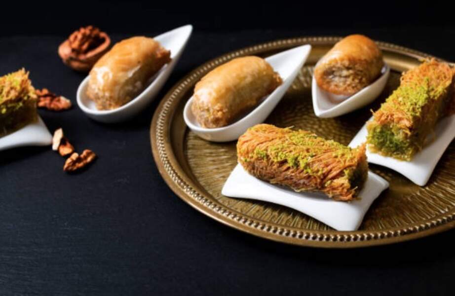 Kalb el louz, zlabia, griwech... 5 recettes de pâtisseries faciles et gourmandes pour le Ramadan