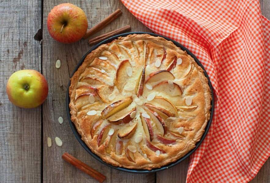 Cyril Lignac : sa recette facile de tarte aux pommes amandine