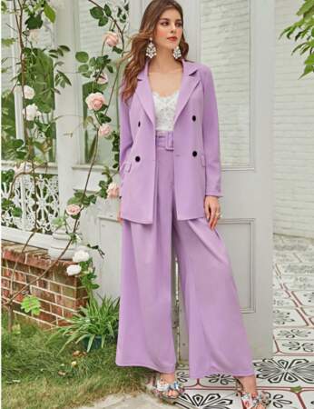 Tailleur pastel : violet lilas