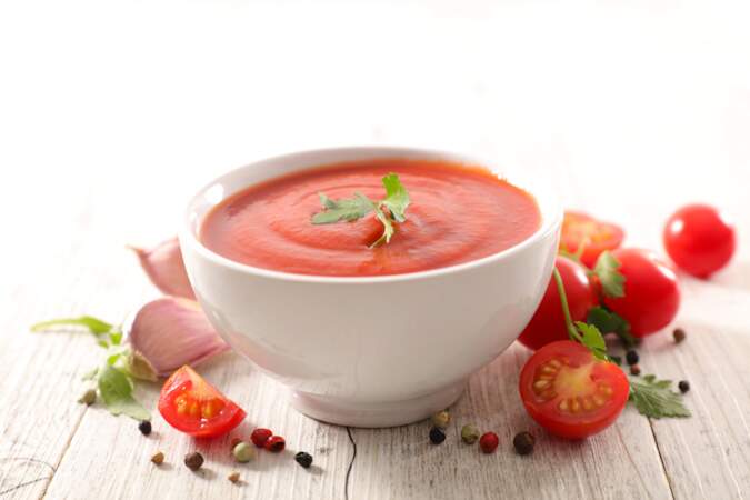 Tous en cuisine : la recette de la soupe de tomates et vermicelles de Cyril Lignac