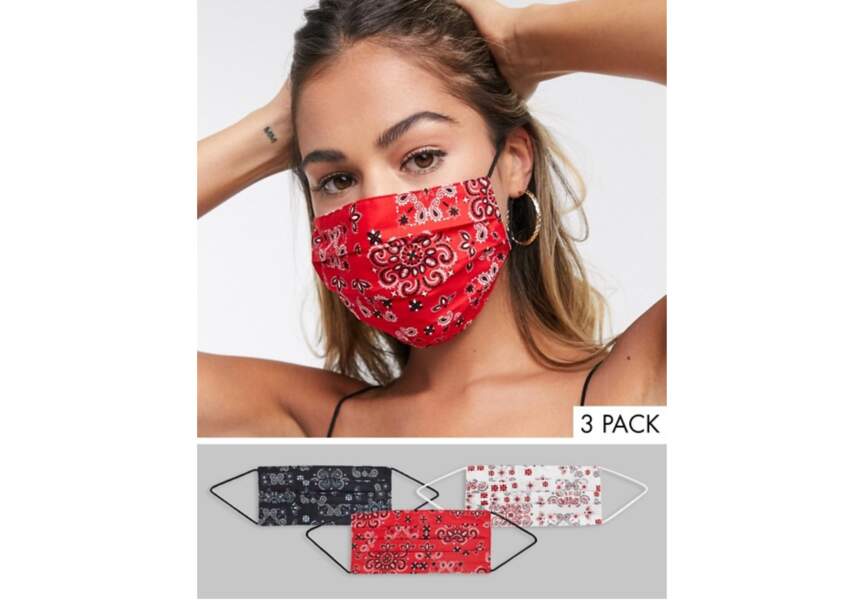 Masque en tissu : rouge imprimé bandana 