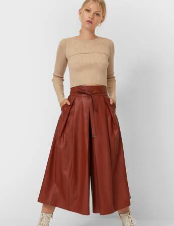Pantalon en cuir : la jupe-culotte fauve