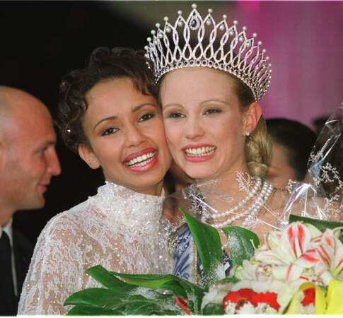 Élodie Gossuin : Retour En 40 Images Sur Son Année De Miss France 2001 ...