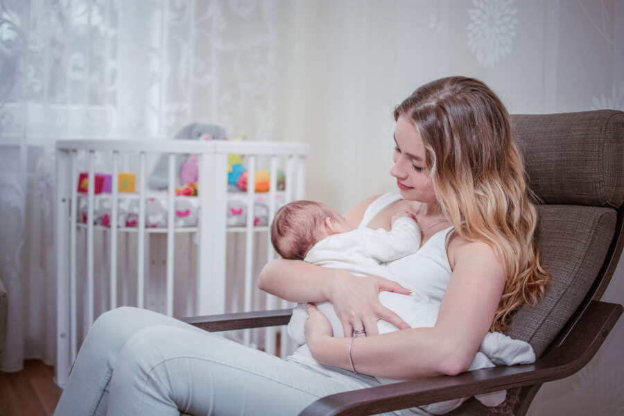 Chansons Pour Bebe Des Comptines Pour L Aider A S Endormir Femme Actuelle