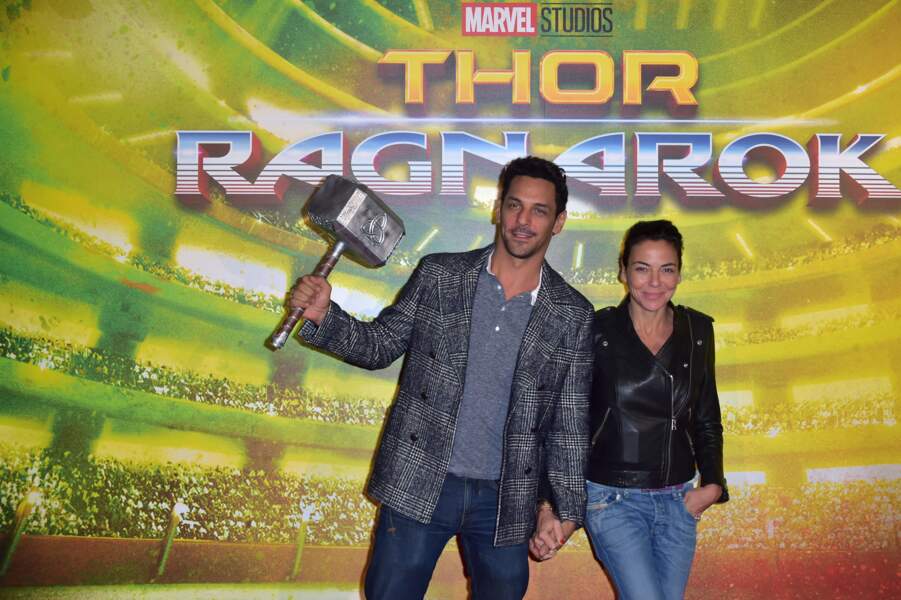 Tomer Sisley et Sandra Zeitoun à l'avant-première du film "Thor Ragnarok" au Grand Rex 