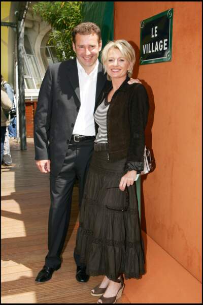 Pierre Sled et Sophie Davant au village de Roland Garros en mai 2005.