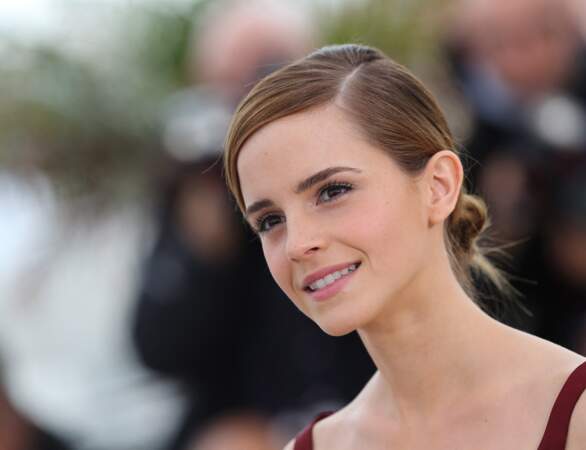 Le chignon bas signé Emma Watson