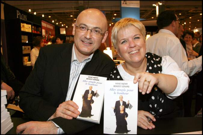 Mimie Mathy et son mari Benoist Gérard au Salon du Livre