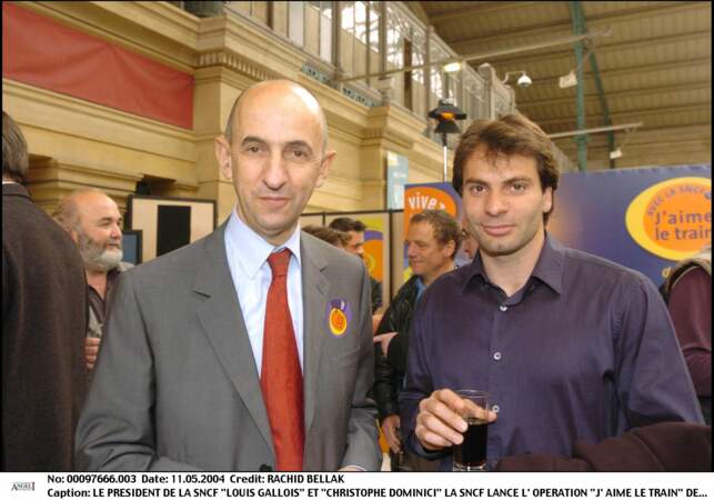 Christophe Dominici et le président de la SNCF Louis Gallois (10 mai 2004)