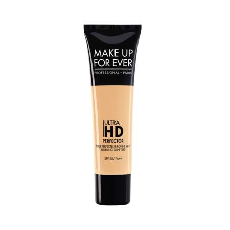Ultra HD Perfector Fluide Perfecteur Bonne Mine, Make Up For Ever, tube 30 ml, prix indicatif : 34,50 €