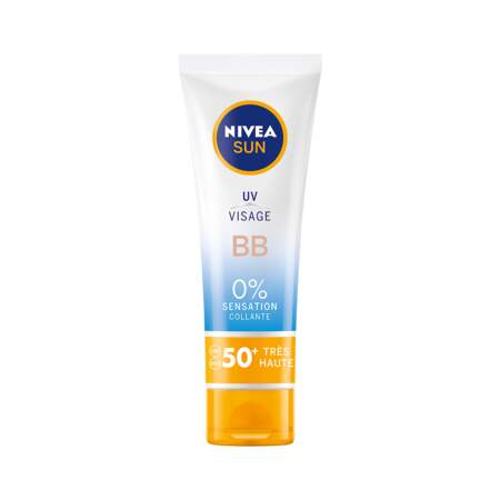 UV Visage BB FPS 50+, Nivea, tube 200 ml, prix indicatif : 11,50 €