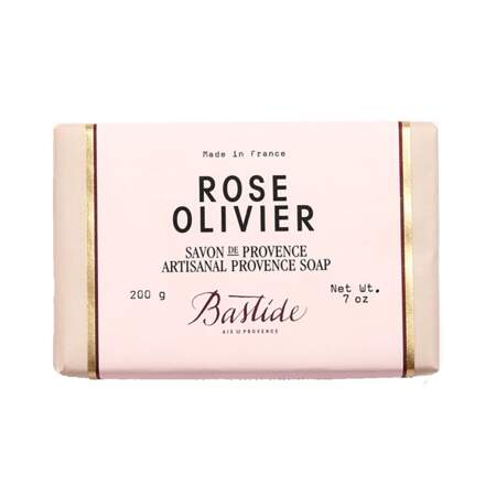 Rose Olivier - Savon de Provence, Bastide, pain 50 g / 200 g, prix indicatif : 7 € / 18 €