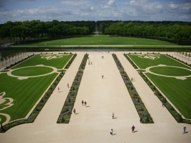 Jardin à la française vu des terrasses du château de Chambord