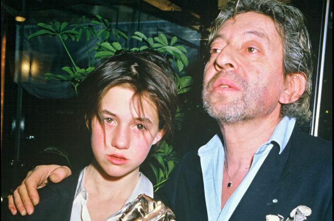 Charlotte et Serge Gainsbourg lors de la cérémonie des César en 1986.