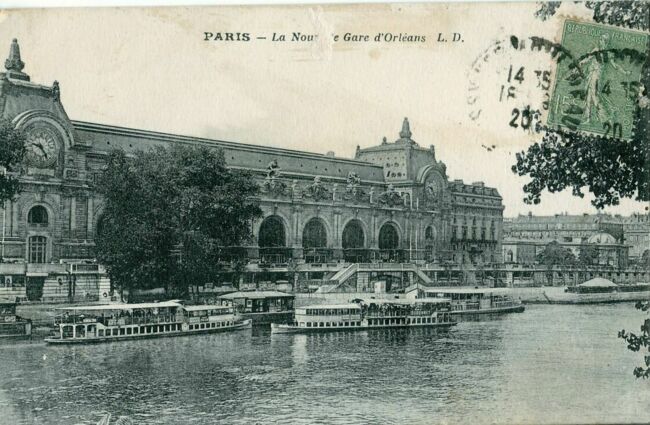 Carte postale ancienne éditée par LD Paris - La nouvelle gare d'Orléans Gare d'Orsay et navette fluviale des Bateaux Parisiens.
