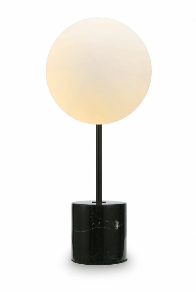 Lampe, pied en marbre, H 47 cm. «DrEvil», NV Gallery, 149 €.