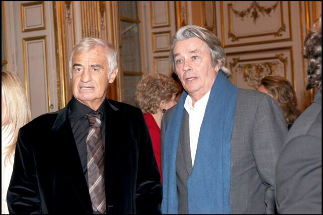 Jean-Paul Belmondo et Alain Delon le 13 décembre 2006.