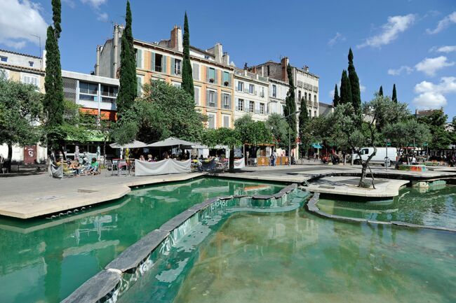 Au cœur de la ville, le cours Julien est un quartier parmi les plus vivants de Marseille.