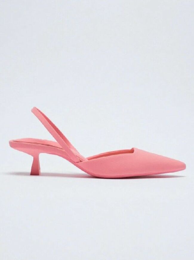 Chaussures à talons kitten heels, Zara, 39,95€