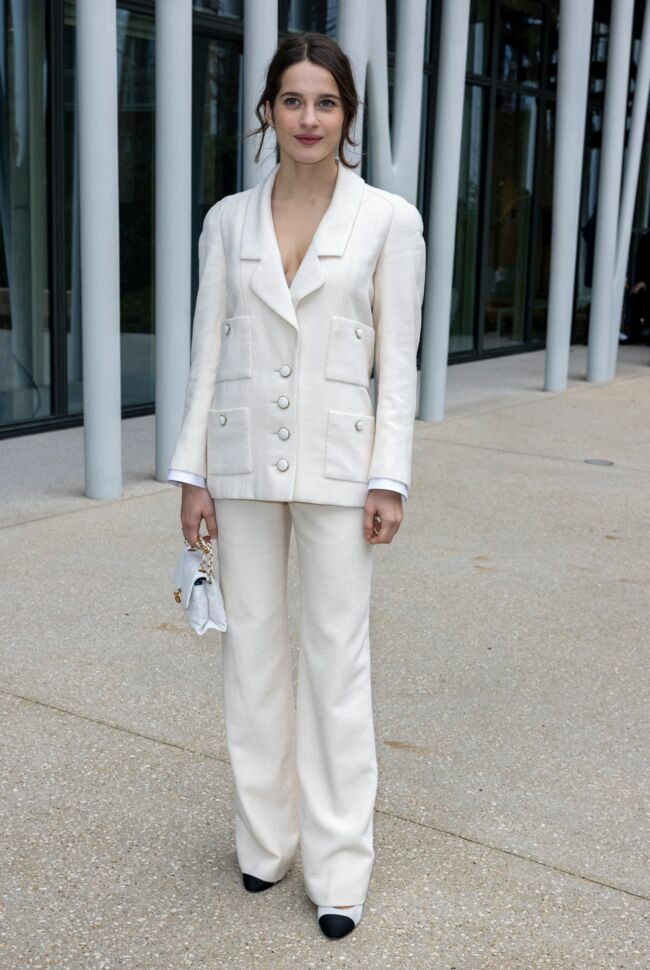 Rebecca Marder - Défilé de mode "Chanel" en hommage aux métiers d'art au 19M à Aubervilliers. Le 7 décembre 2021 © Olivier Borde / Bestimage