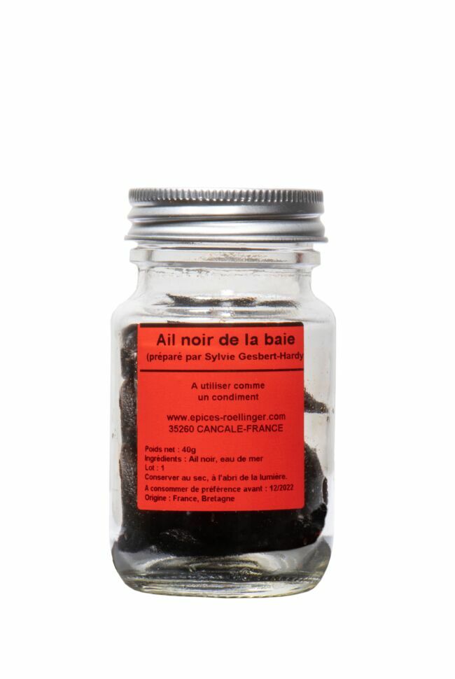 Ail noir de la baie, Epices Rœllinger, 14,50 € le pot de 40 g.