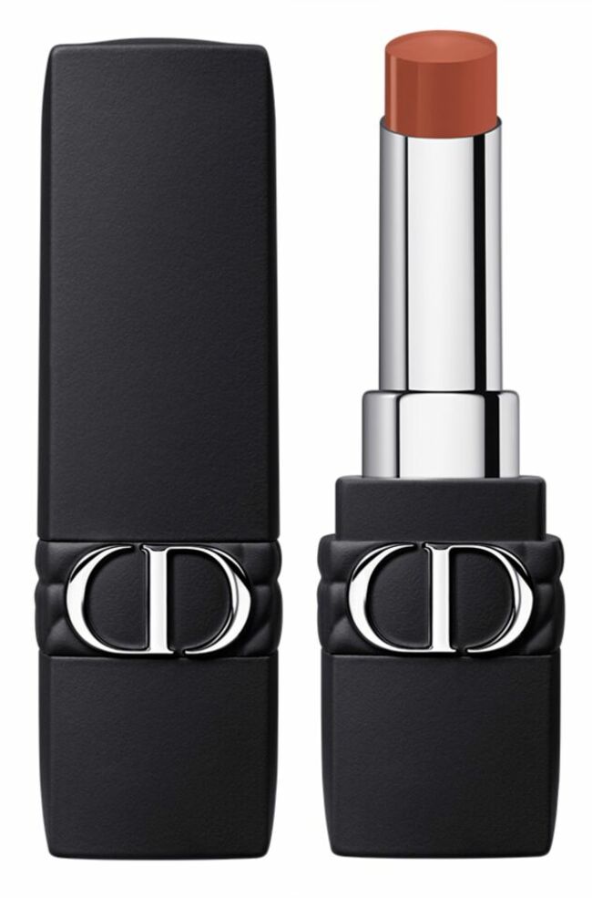 Rouge Dior Forever, teinte Forever Confident, Dior, 45€.